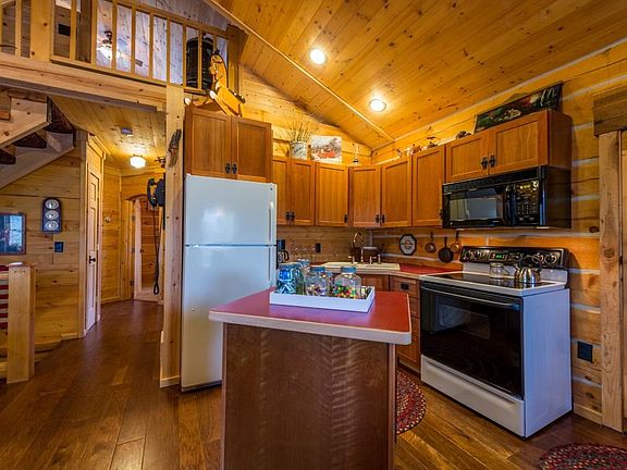 3rd image of N7450 N Trego Haven Road