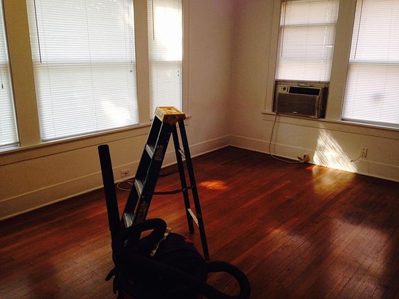 3rd image of 4102 Caroline St APT 1
