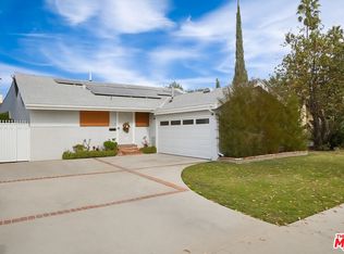 20243 Valerio St, Winnetka, CA 91306