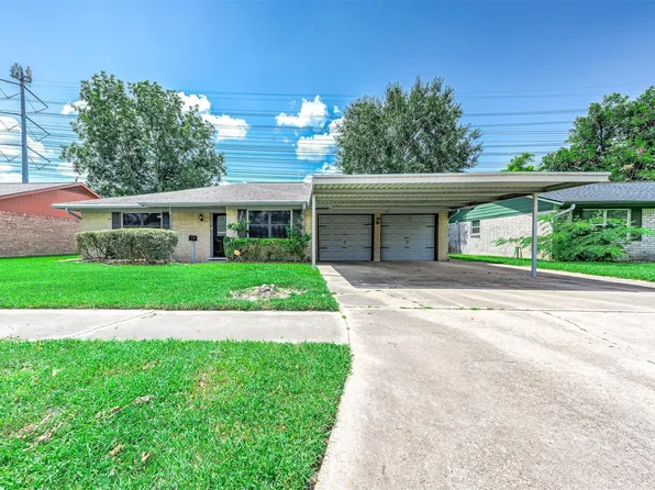 902 S Kaufman Dr, Deer Park, TX 77536