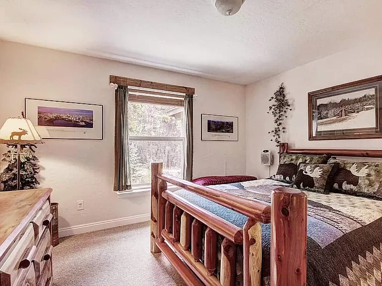37 Isabelle Ct — Photo 17