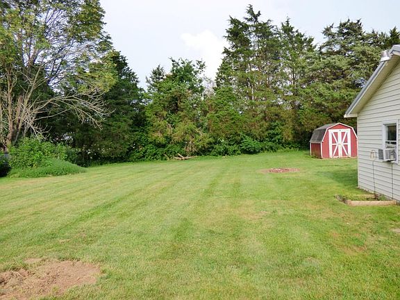 5th image of 144 Forest Dr
