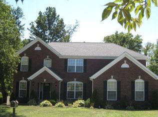 8 Crabapple Ct, Saint Louis, MO