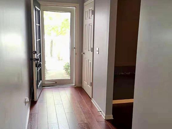 3rd image of 1778 Grand Ct NE