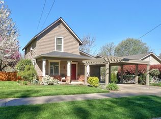 927 SE Davis St, McMinnville, OR 97128