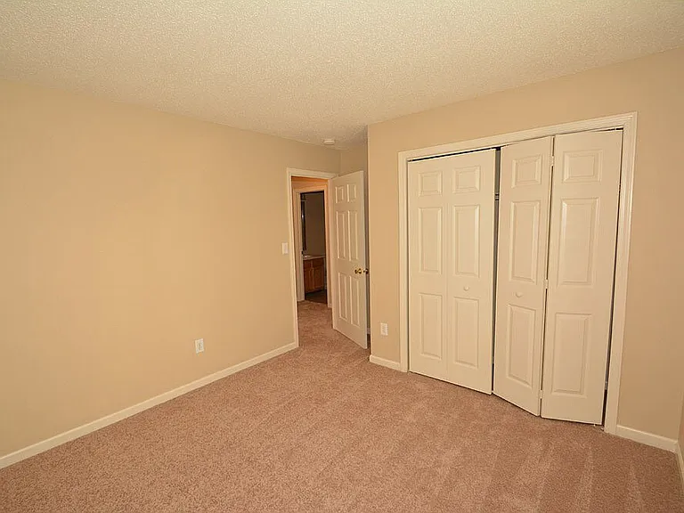 11960 Locus Ln — Photo 21
