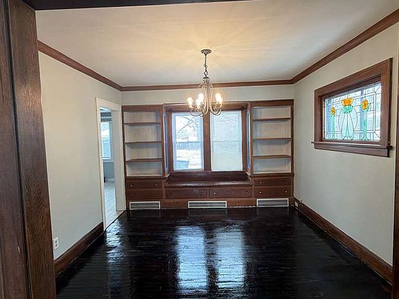4th image of 5296 E 115th St