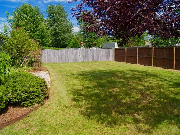 3rd image of 4323 Hadley Ct