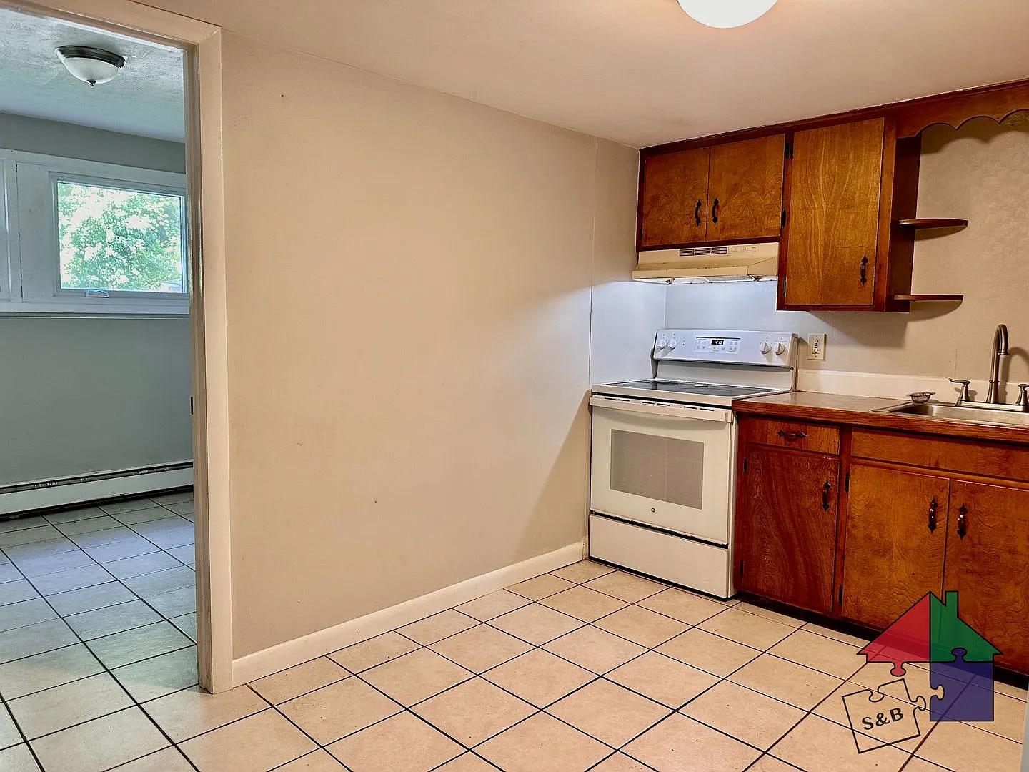 13-17 Warren St — Photo 4