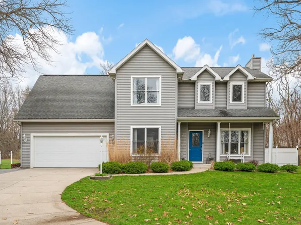 2223 Monica Rd, Stevensville, MI 49127