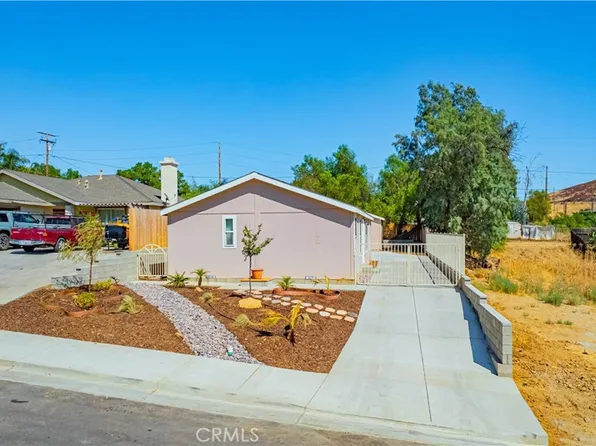 414 Granite St, Lake Elsinore, CA 92530