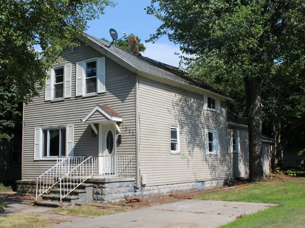1311 Lakeshore Dr, Muskegon, MI 49441