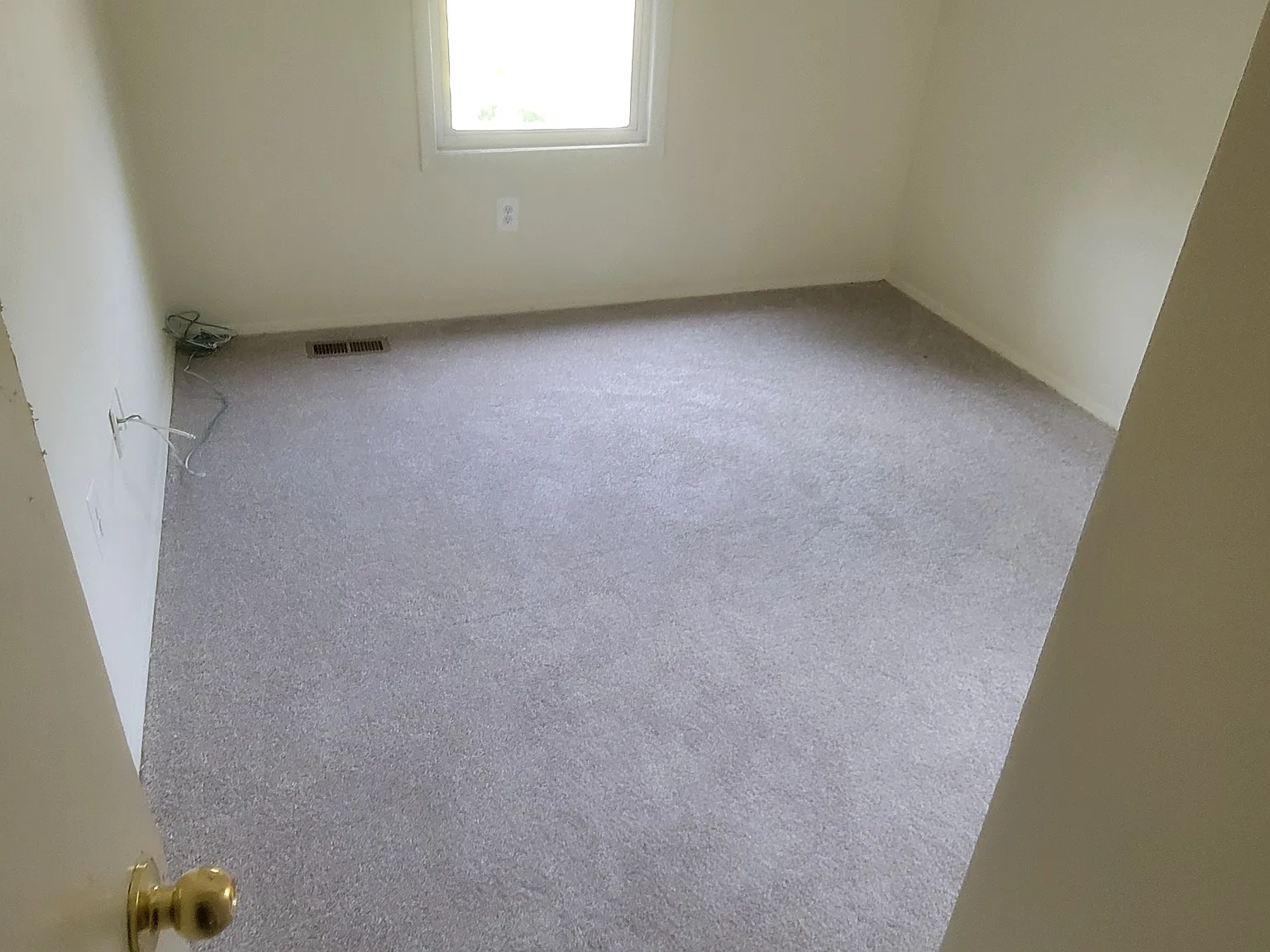5 bed, 3.5 bath, 1620 sqft, $3,750 — Photo 4
