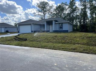 1105 W 13th St, Lehigh Acres, FL 33972