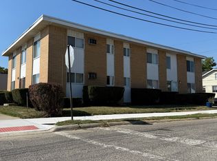 2406 Fort Park Blvd #1, Lincoln Park, MI 48146