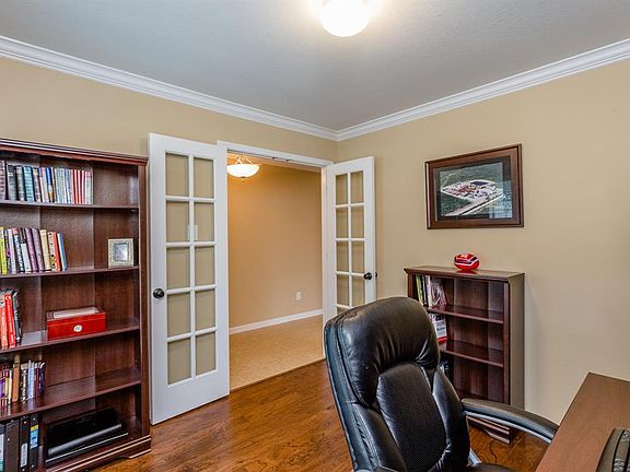 5th image of 13113 Trail Manor Dr