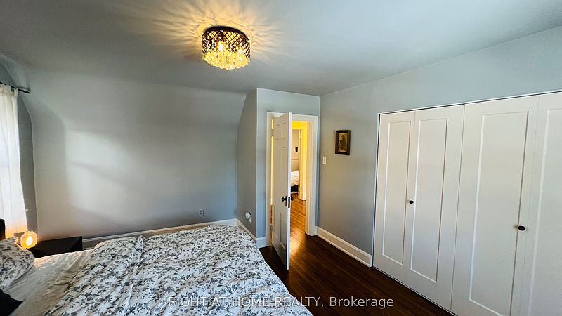 Toronto House for rent - 4 Bedrooms — photo 23