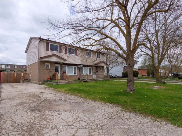 1096 15th St E #B, Owen Sound, ON N4K 1X1