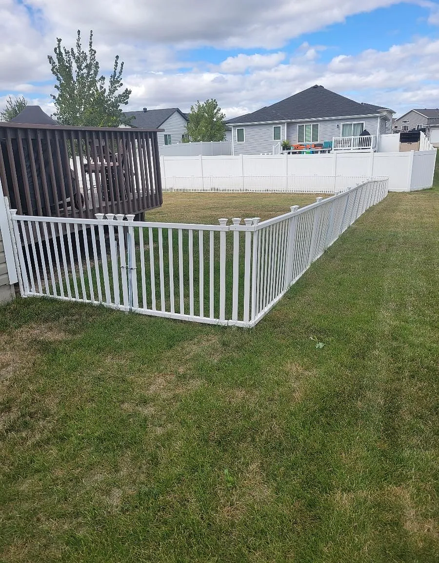 820 Cathy Dr W — Photo 4