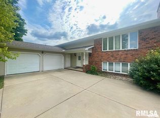 6913-6915 N Flamingo Ct #2, Peoria, IL 61614