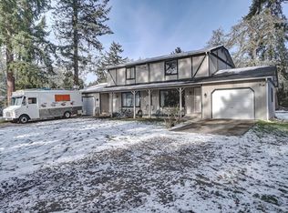 9805 Northlake Dr SW, Lakewood, WA 98498