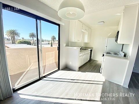 3rd image of 3747 Glendon Ave #110