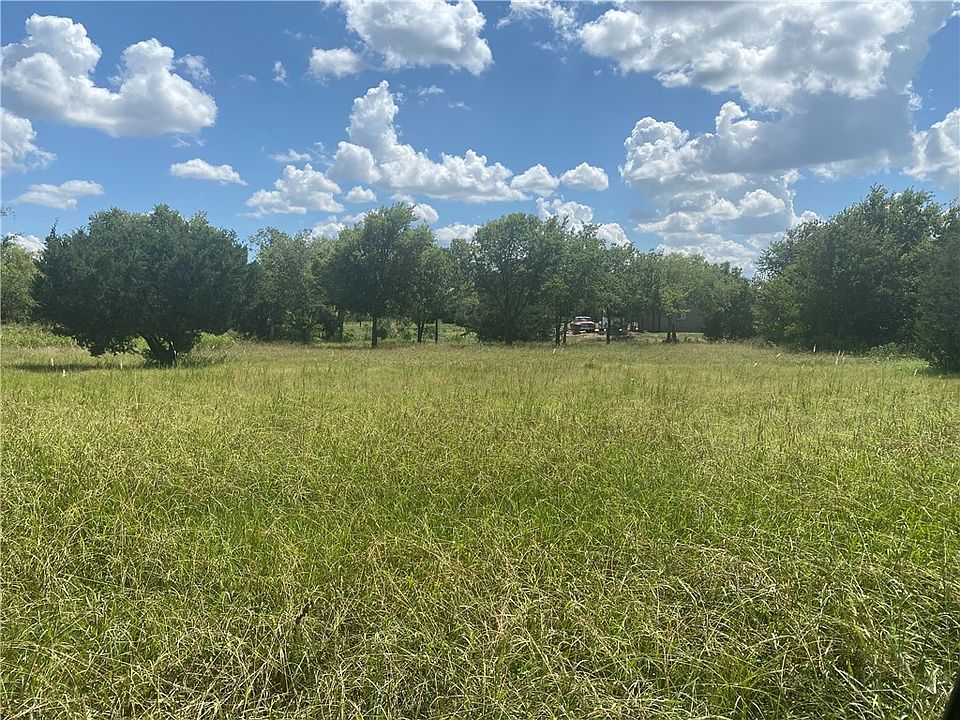 1st image of Fernwood Dr