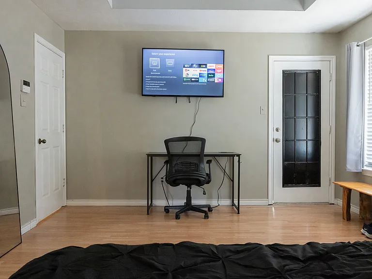 1314 Mullins Loop S — Photo 13