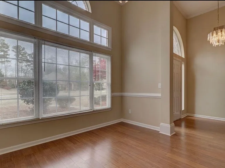 300 Toccoa Pl — Photo 7