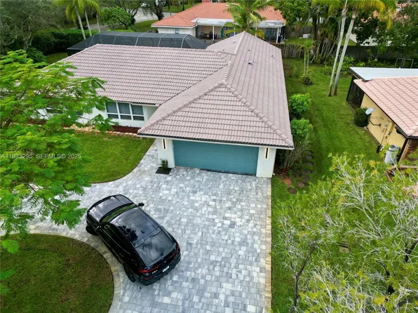 1218 NW 111th Ave, Pompano Beach, FL 33071