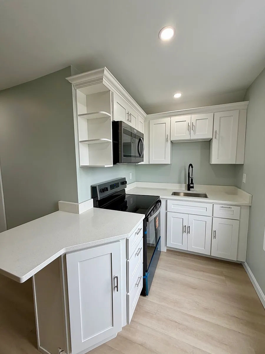Kitchen - 84 Cottage St #3