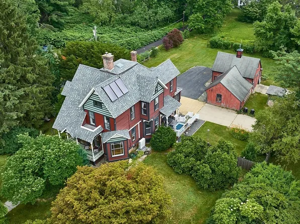 65 Highland Ave, Northfield, MA 01360