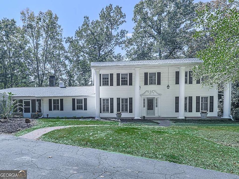 1st image of 633 Butterworth Rd
