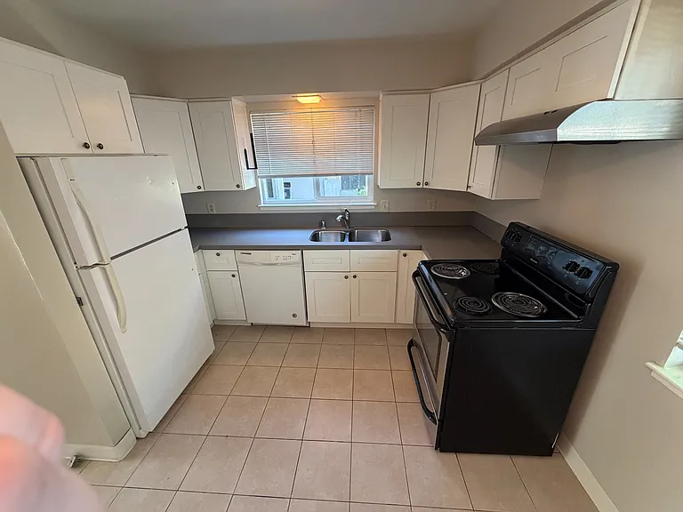 1315 Kingfisher Way #3 — Photo 4