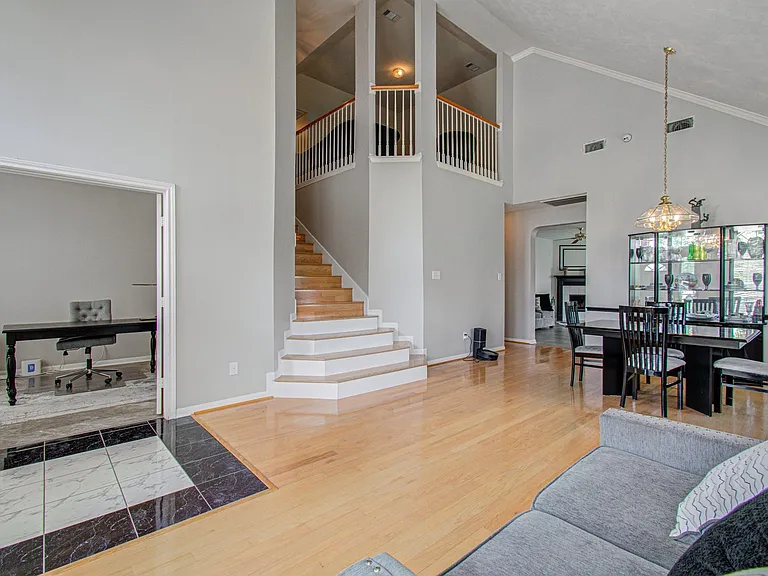 3043 W Hampton Dr — Photo 8
