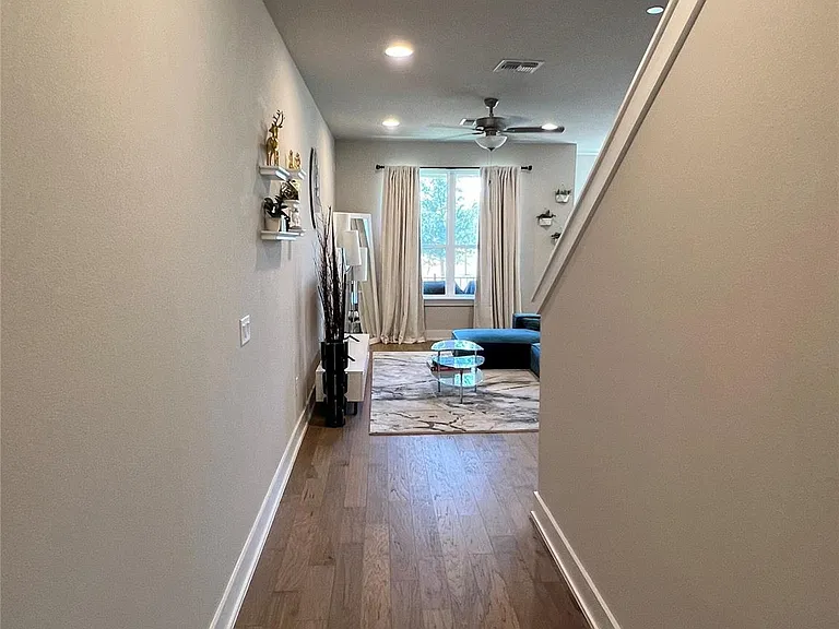 11204 Gadsen Ln #66 — Photo 10