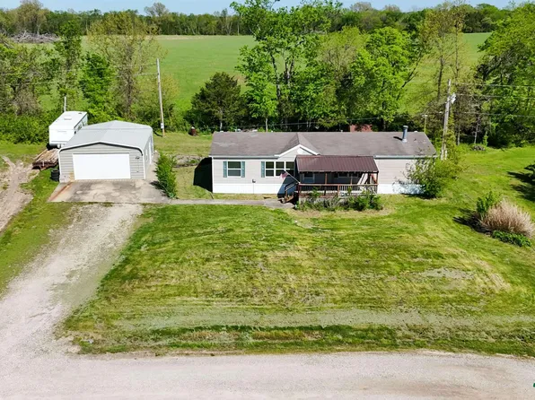 3160 Elsie Dr, Sedalia, MO 65301
