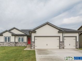 2012 NW Harvest Dr, Grimes, IA 50111