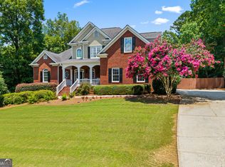 1041 Spring Lake Dr, Bishop, GA 30621