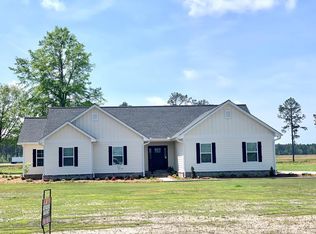 151 Crosby Chapel Ch Rd, Baxley, GA 31513