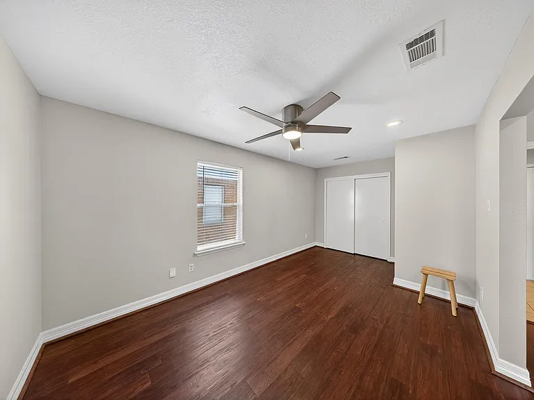 7243 River Pines Dr — Photo 9
