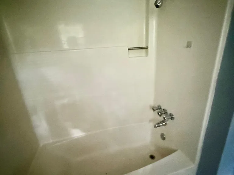 3022-3024 Bernice Dr — Photo 7