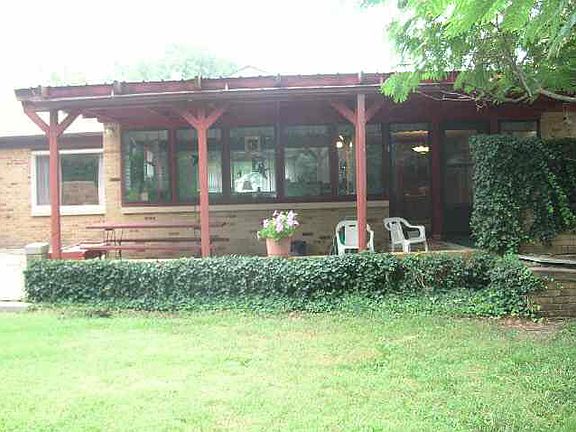 5th image of 1603 Highland Dr