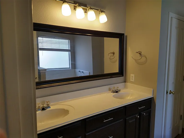 8706 Priest River Dr — Photo 10