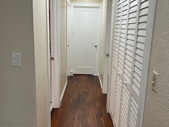 5th image of 11757 16th Ave NE
