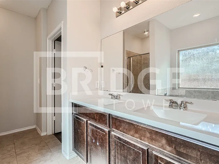 5700 Bell Tower Ln — Photo 12