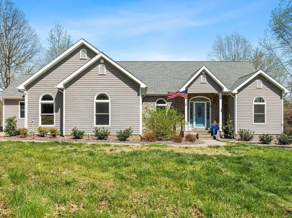 330 Ravenwood Dr, Hanson, KY 42413