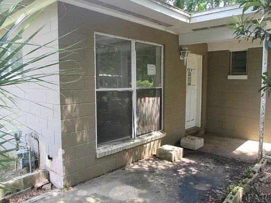 5th image of 204 Topaz Ave
