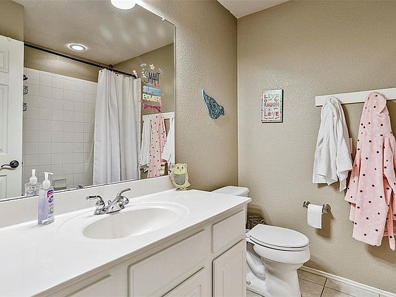 2nd image of 5528 Haun Dr