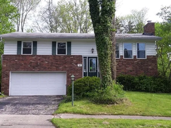 4957 Pepperwood Dr, Dayton, OH 45424